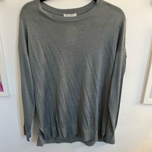 Womens H&M Sweater Size Medium NWT